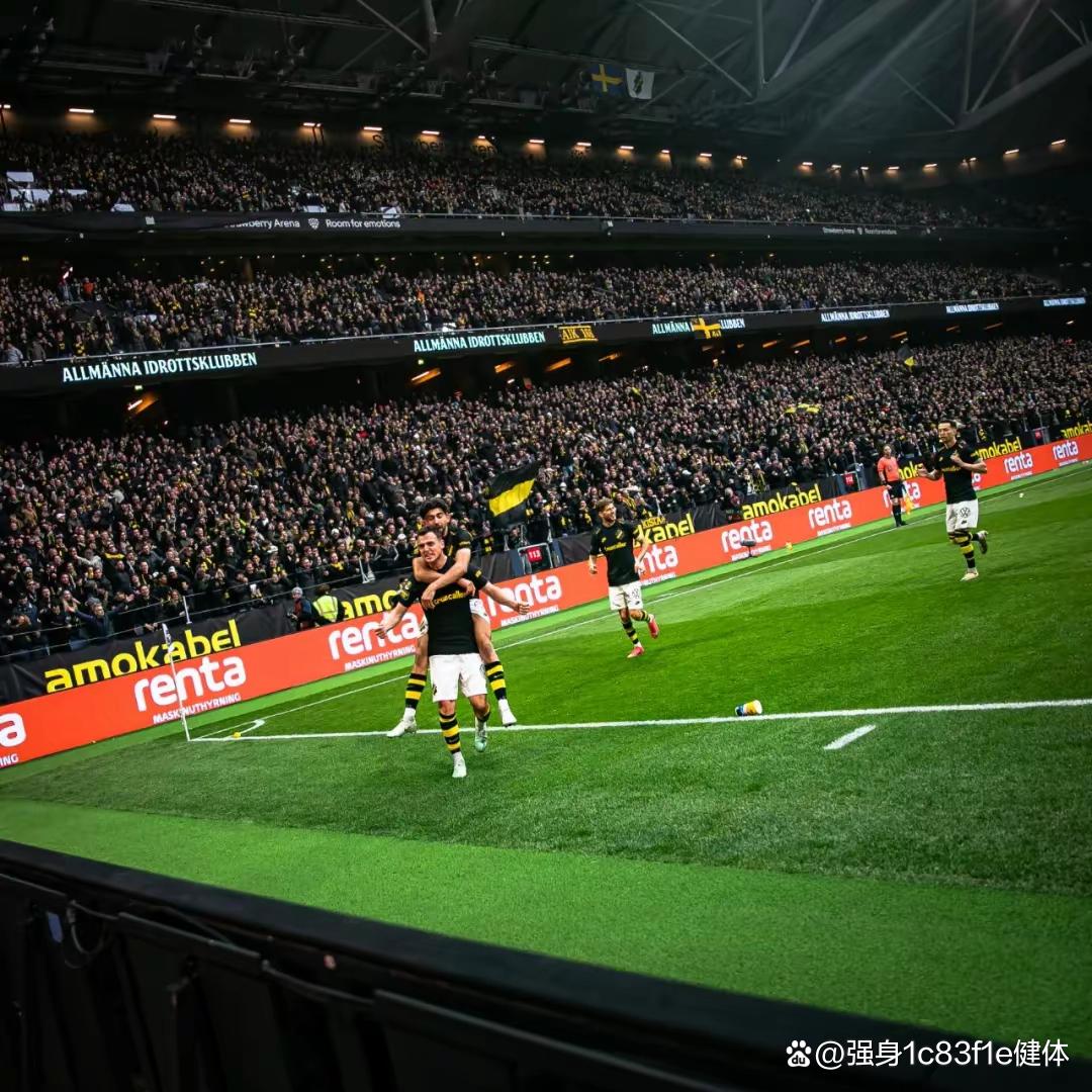 包含清晨欧冠焦点战,山东泰山状态回暖,气氛紧张,身体对抗强度拉满的词条 包含清晨欧冠焦点战,山东泰山状态回暖,气氛紧张,身体对抗强度拉满的词条